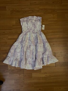 Women’s Aeropostale Strapless Tiered Floral Dress in Lavender